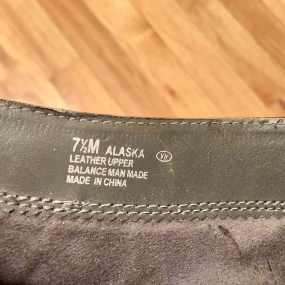 Black booties with top of foot cutouts Size 7.5 - Picture 9 of 10